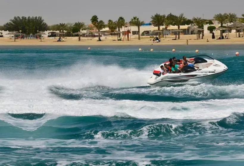 酒店 Golden Tulip Dana Bay Resort  Families ,للعائلات