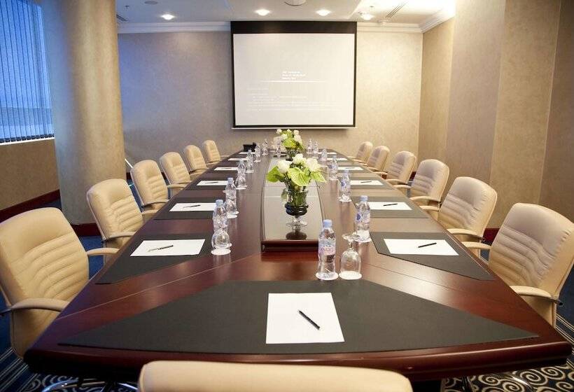 Grand Excelsior Hotel Al Barsha