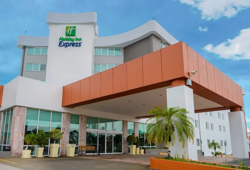 ホテル Holiday Inn Express Tapachula, An Ihg