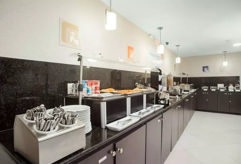 ホテル Holiday Inn Express Tapachula, An Ihg