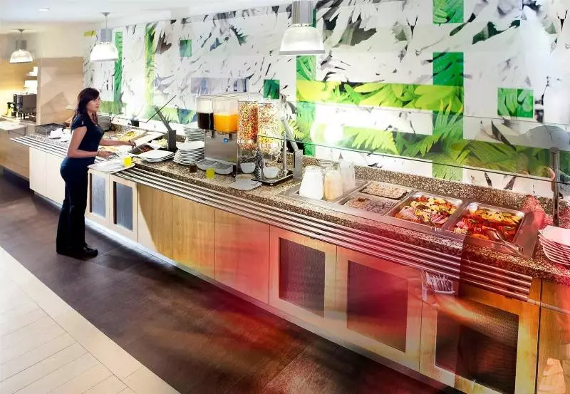 ホテル Ibis Cancun Centro