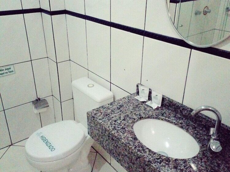 فندق Maestro Express Toledo