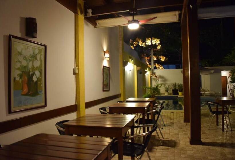 هتل Pousada Encanto De Itapoan