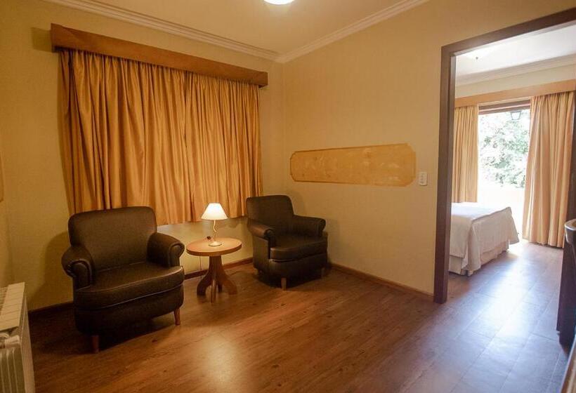 هتل Pousada Vovó Carolina