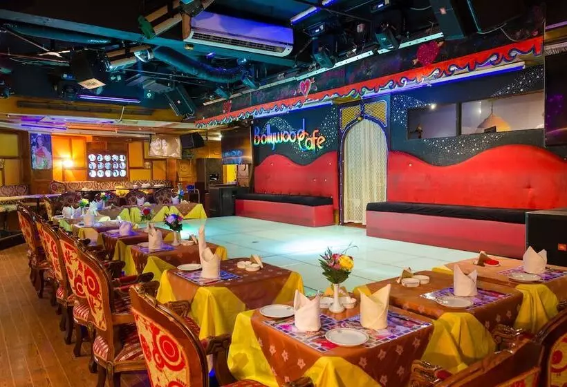 Отель Ramee Guestline