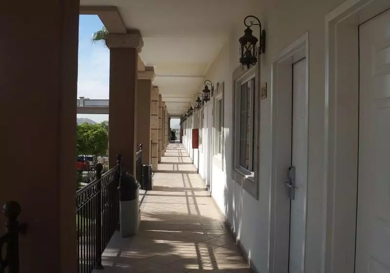 فندق Royal Palace