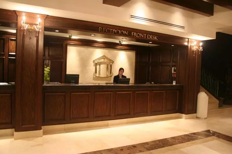 فندق Royal Palace