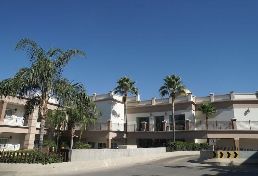 فندق Royal Palace