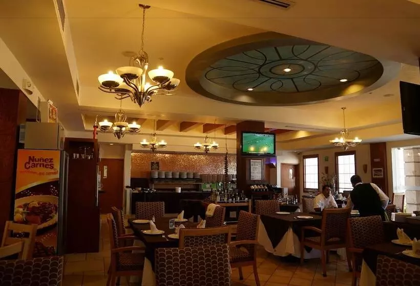 فندق Royal Palace