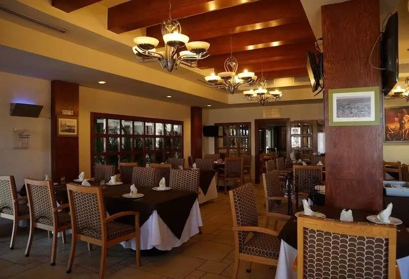 فندق Royal Palace