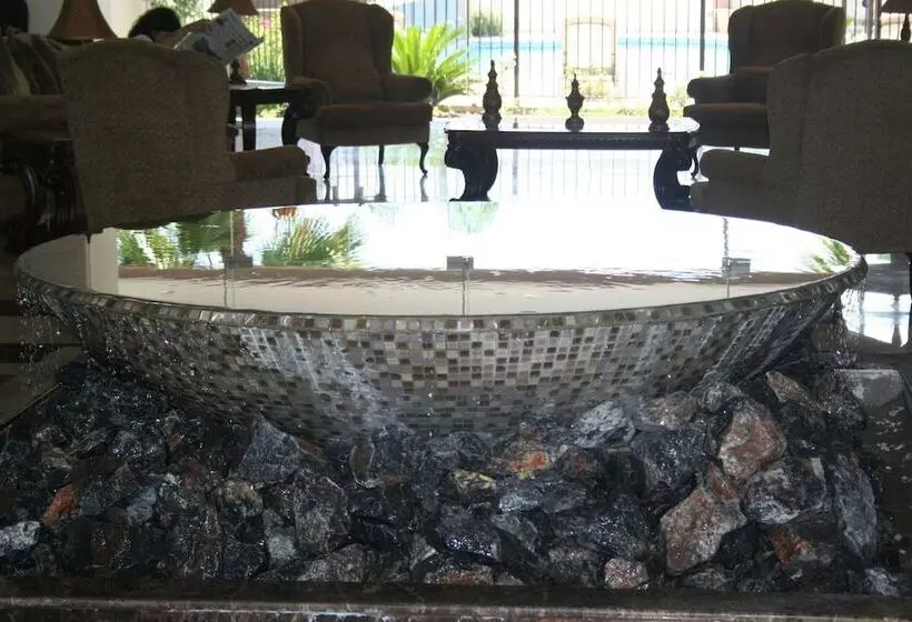 فندق Royal Palace