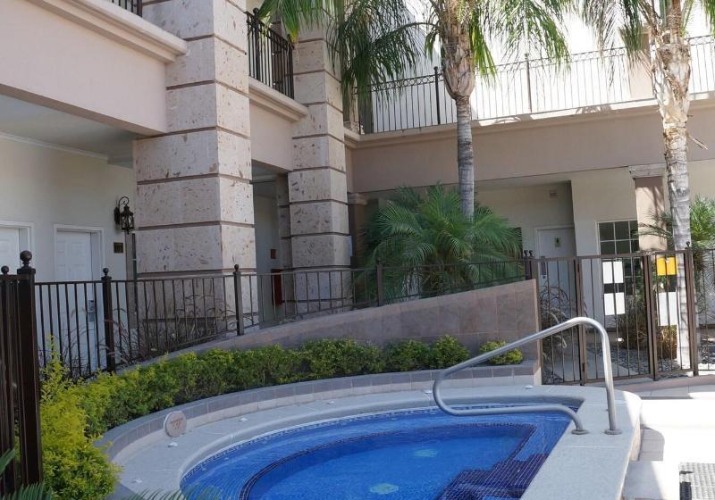 فندق Royal Palace