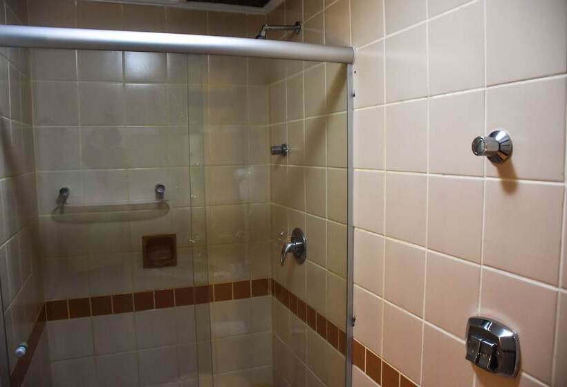 فندق Sandri City