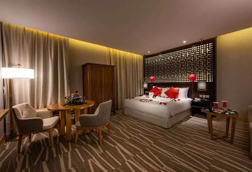 Ramada Hotel & Suites By Wyndham Al Qassim