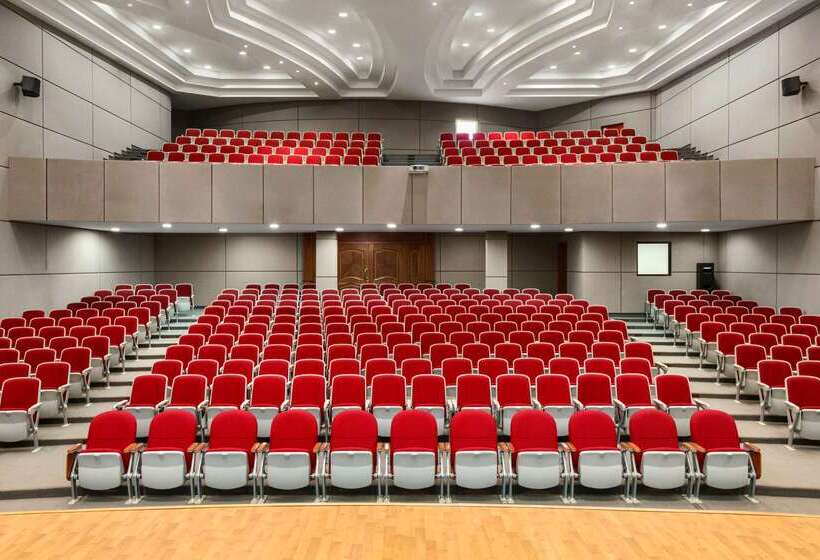 Ramada Hotel & Suites By Wyndham Al Qassim