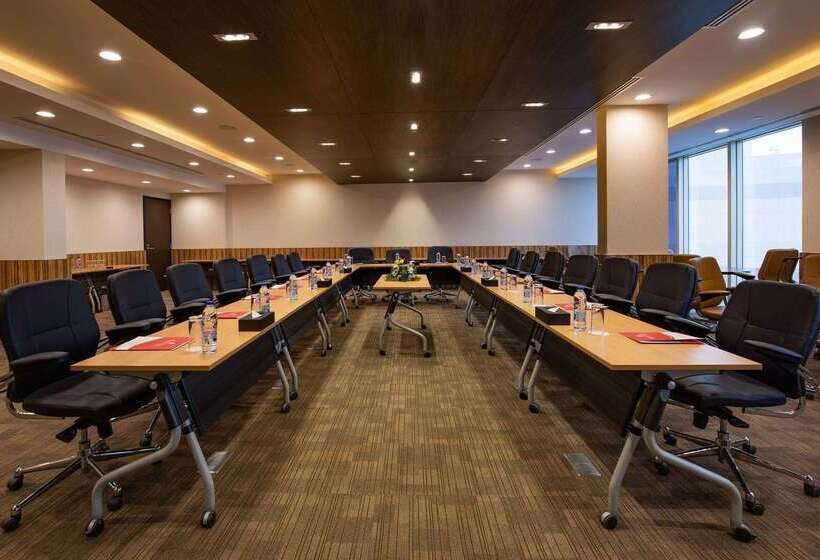 Ramada Hotel & Suites By Wyndham Al Qassim