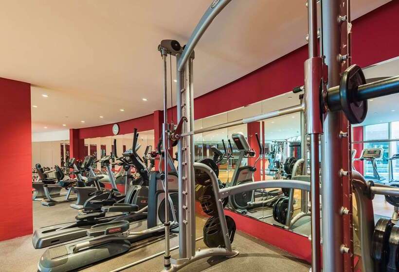 Ramada Hotel & Suites By Wyndham Al Qassim