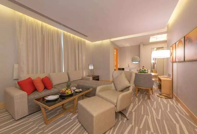 Ramada Hotel & Suites By Wyndham Al Qassim