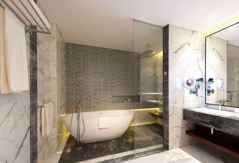 Ramada Hotel & Suites By Wyndham Al Qassim