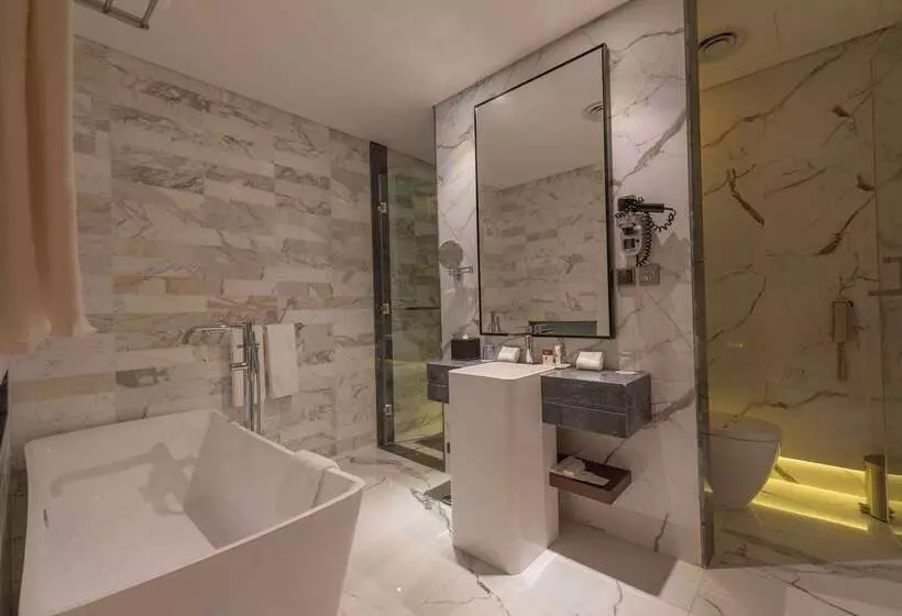 Ramada Hotel & Suites By Wyndham Al Qassim