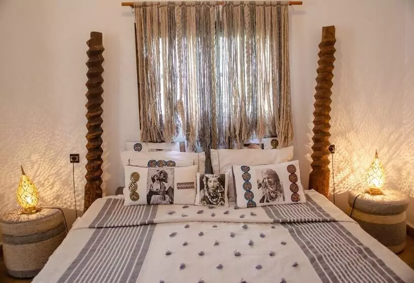 Riad Les Ammonites And Spa