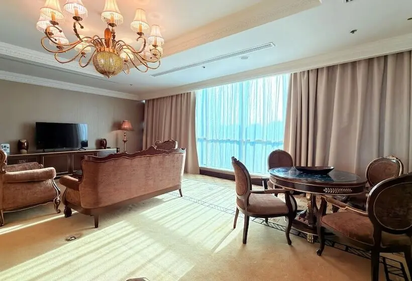 Sunday Hotel Al Barsha Dubai Mall of the Emirates
