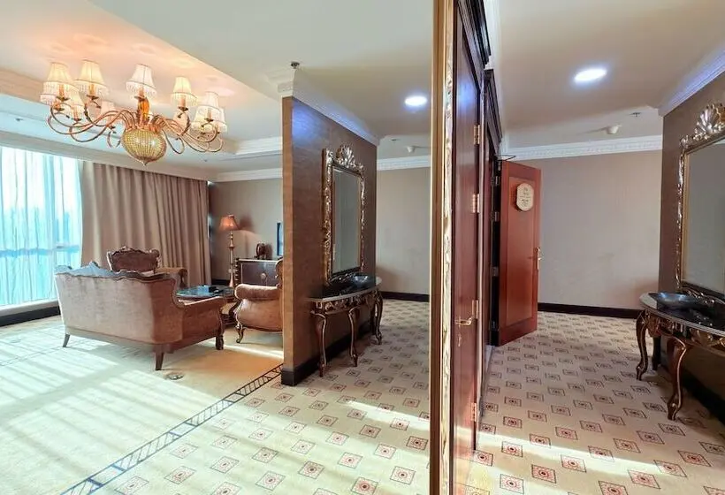 Sunday Hotel Al Barsha Dubai Mall of the Emirates