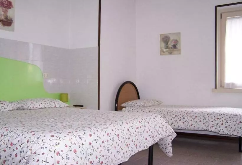 B&b Ai Pini