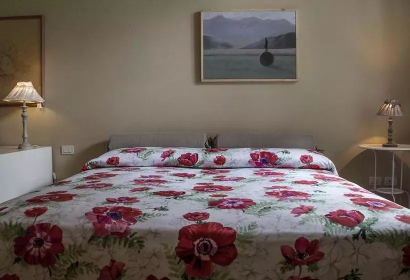 ベッドアンドブレックファースト Il Giardino Delle Rose