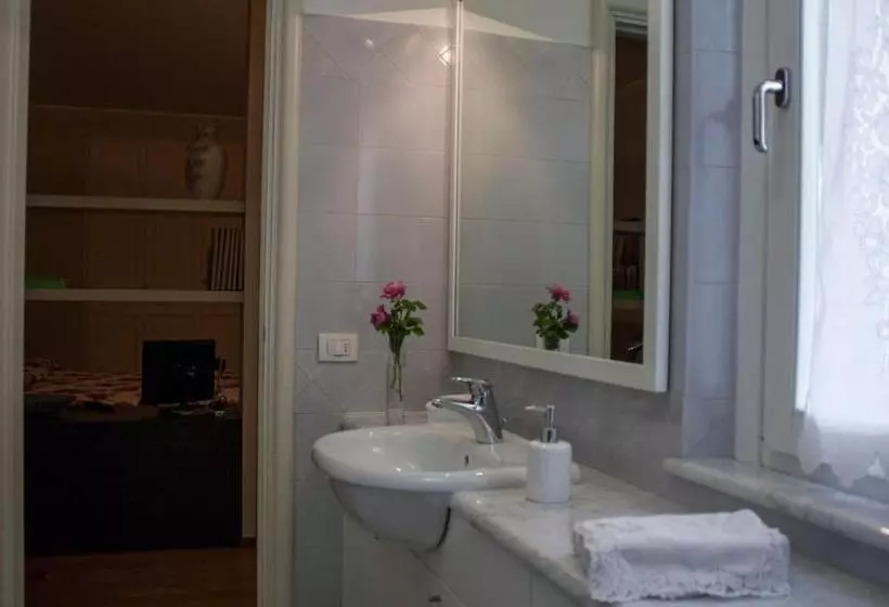 ベッドアンドブレックファースト Il Giardino Delle Rose