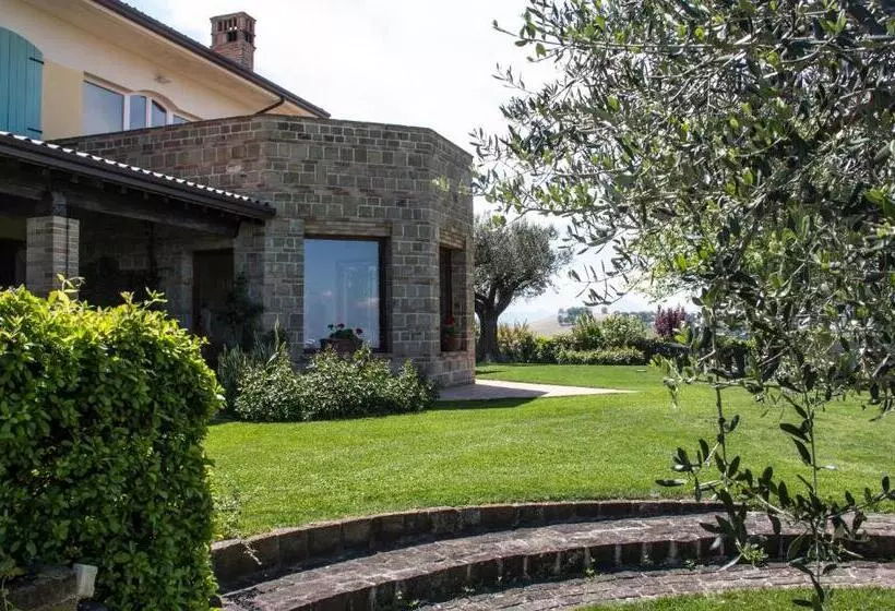 ベッドアンドブレックファースト Il Giardino Delle Rose