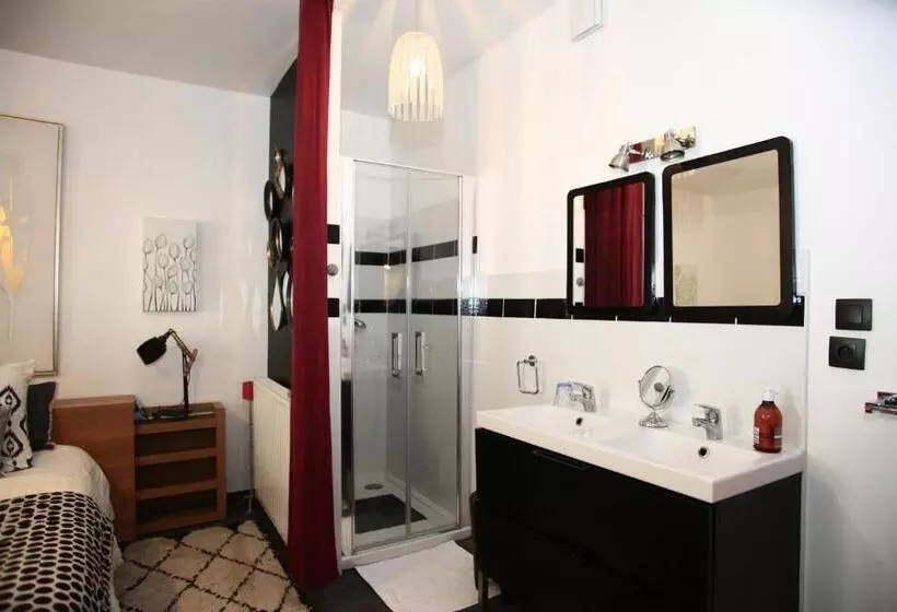 Aamiaismajoitus (B&B) Maison D Hôtes La Suite 27, Appartement La Suite 27, 3clevacances