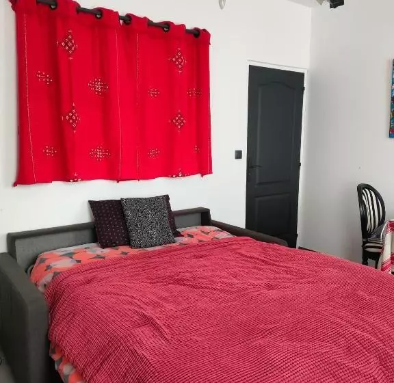 Aamiaismajoitus (B&B) Maison D Hôtes La Suite 27, Appartement La Suite 27, 3clevacances