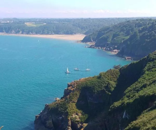 Aamiaismajoitus (B&B) Maison D Hôtes La Suite 27, Appartement La Suite 27, 3clevacances