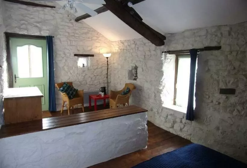 Aamiaismajoitus (B&B) Le Relais Des Eléphants Colorés