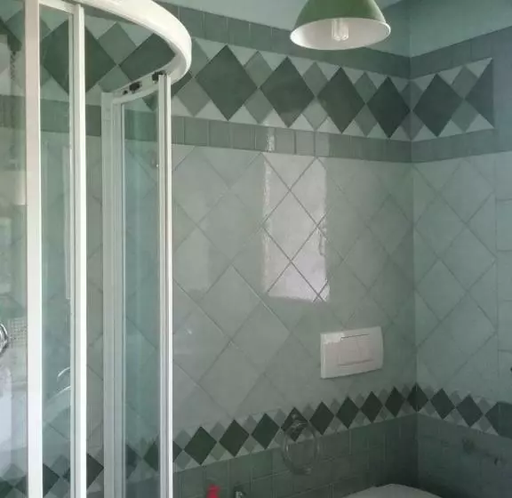 Aamiaismajoitus (B&B) Villa Angela