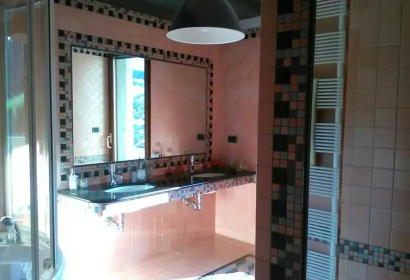 Aamiaismajoitus (B&B) Villa Angela