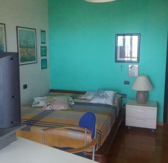 مبيت وإفطار Villa Angela