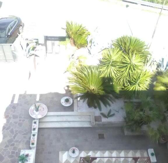 مبيت وإفطار Villa Angela