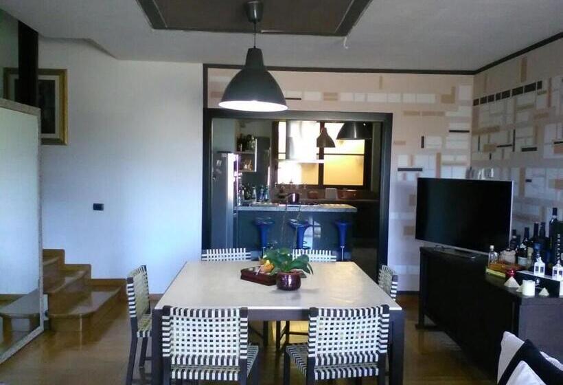 مبيت وإفطار Villa Angela