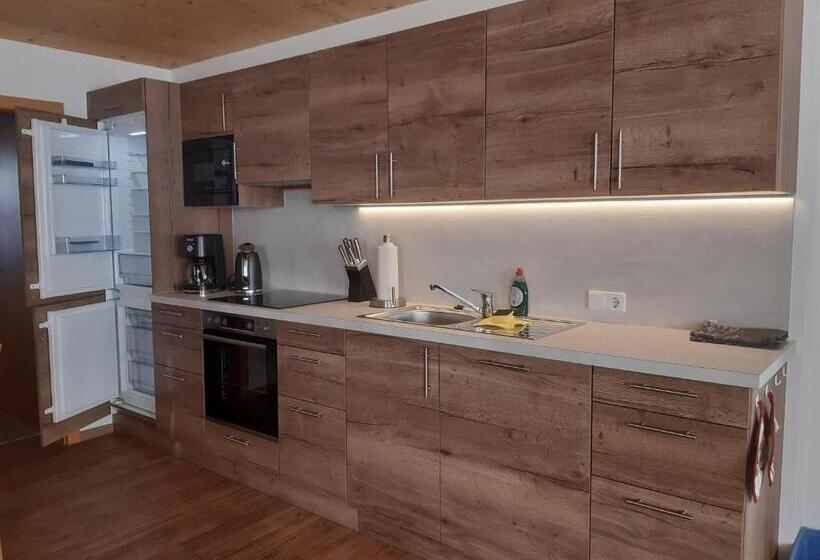 ホテル Filzerlehen