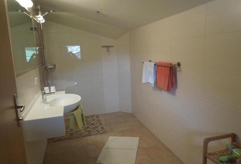 ホテル Filzerlehen