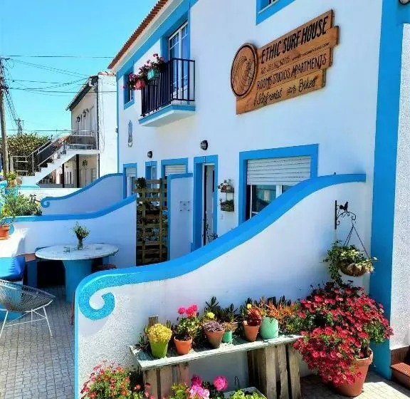 Majatalo Ethic Surf House