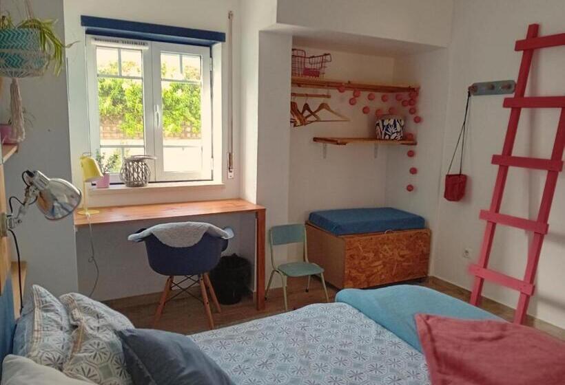 פנסיון Ethic Surf House