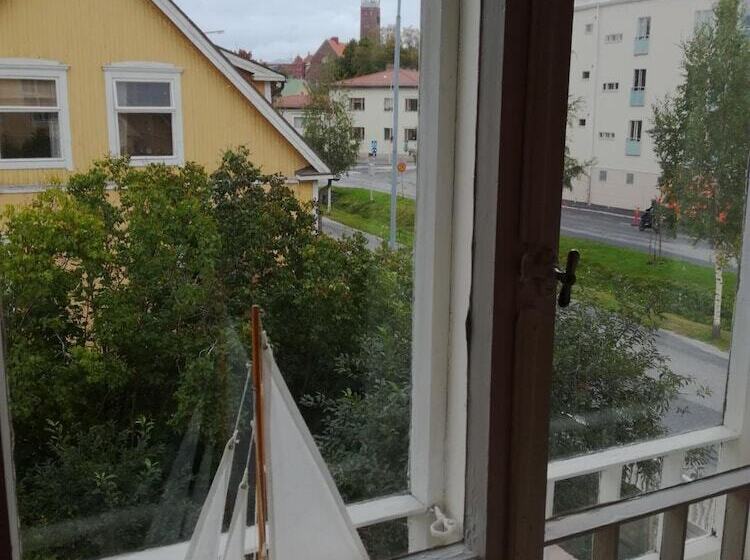 膳宿费 Firsthome Guesthouse