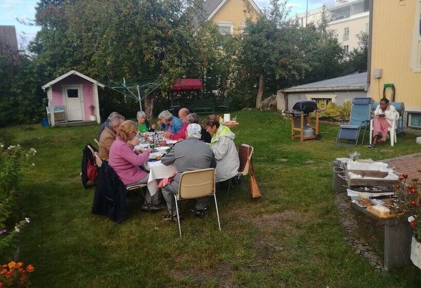 膳宿费 Firsthome Guesthouse