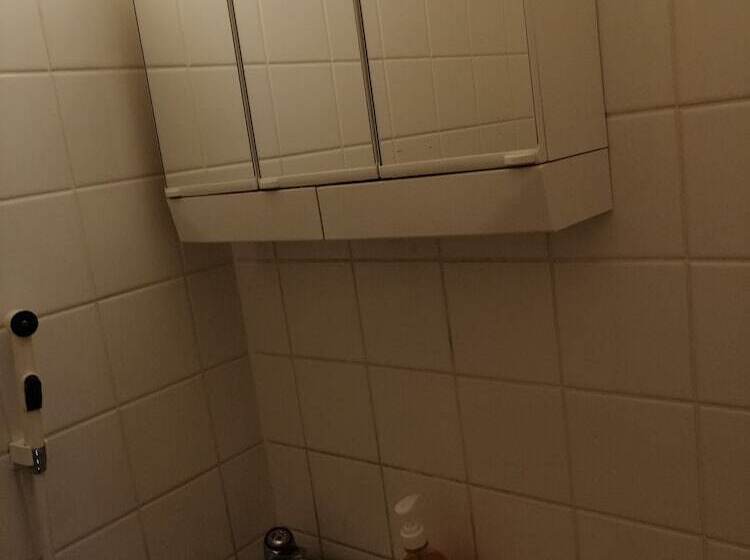 膳宿费 Firsthome Guesthouse