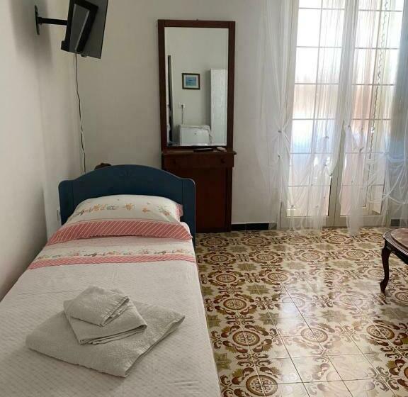 پانسیون Paste&cannola