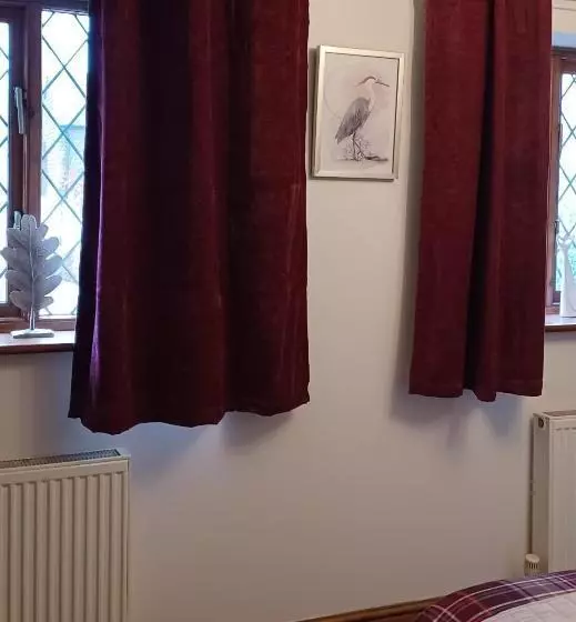 Woodpeckers Cottage B&b
