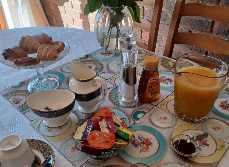 Woodpeckers Cottage B&b